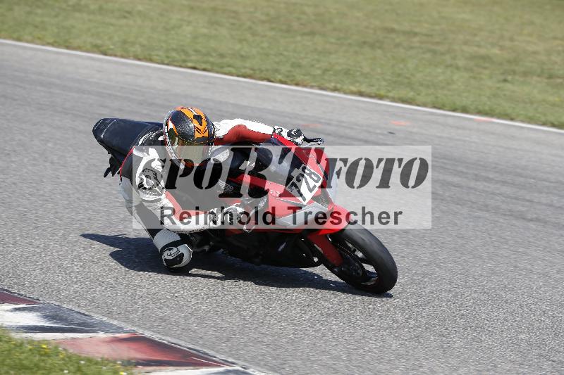 /45 10.08.2025 Plüss Moto Sport ADR/Einsteiger/728